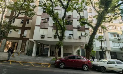 Apartamento com 3 quartos à venda na Rua Duque de Caxias, 923, Centro Histórico, Porto Alegre