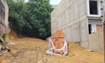 Terreno à venda na Rua Matias José Bins, 1282, Chácara das Pedras, Porto Alegre