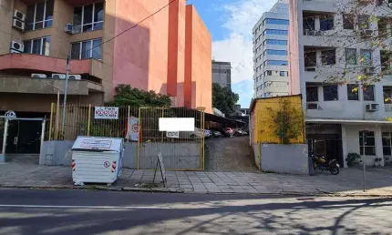 Terreno comercial à venda na Avenida Ijuí, 138, Petrópolis, Porto Alegre