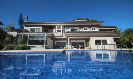 Casa no jardim do sol-vista panorâmica,4 suítes, 900m²privativos, terreno 1800m²