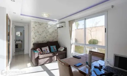 Apartamento térreo, semi mobiliado, com 54,81 m² de área privativa, 3 dormitórios e 1 vaga de garagem2