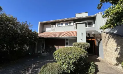 Casa de 3 quartos, todos suítes e 2 vagas de garagem no bairro boa vista em poa