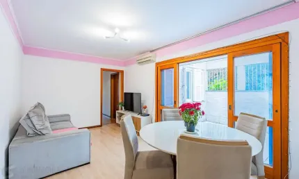 Apartamento amplo e pronto para morar no bairro floresta – porto alegre