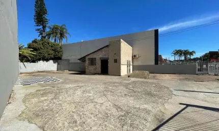 Dois terrenos lado a lado em localização estratégica de ipanema – porto alegre área total: 552 m²