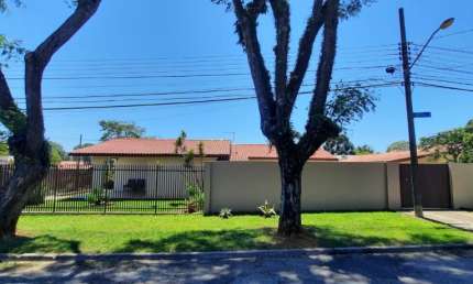 Casa com 3 quartos à venda na Rua Santina Peretti de Castro, 346, Boqueirão, Curitiba