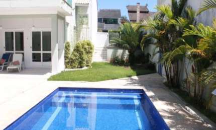 Casa em condomínio fechado com 5 quartos à venda no Aruã, Mogi das Cruzes , 550 m2 por R$ 2.200.000