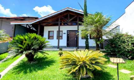 Casa em condomínio fechado com 3 quartos para alugar no Aruã Eco Park Lagos, Mogi das Cruzes  por R$ 4.200