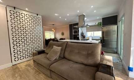 Casa com 3 quartos à venda no Aruã, Mogi das Cruzes , 300 m2 por R$ 1.700.000