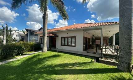Casa com 3 quartos à venda no Aruã Eco Park, Mogi das Cruzes  por R$ 3.200.000