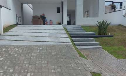 Casa com 3 quartos à venda no Aruã, Mogi das Cruzes  por R$ 1.500.000