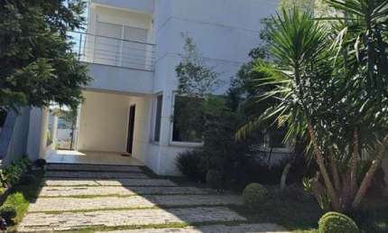 Casa em condomínio fechado com 4 quartos para alugar no Aruã, Mogi das Cruzes  por R$ 8.000