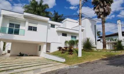 Casa com 4 quartos à venda no Aruã, Mogi das Cruzes  por R$ 3.500.000