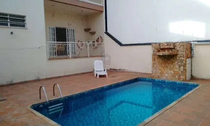Casa em condomínio fechado com 4 quartos para alugar no Aruã, Mogi das Cruzes , 220 m2 por R$ 7.500