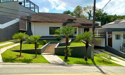 Casa em condomínio fechado com 4 quartos para alugar no Aruã, Mogi das Cruzes , 180 m2 por R$ 6.700