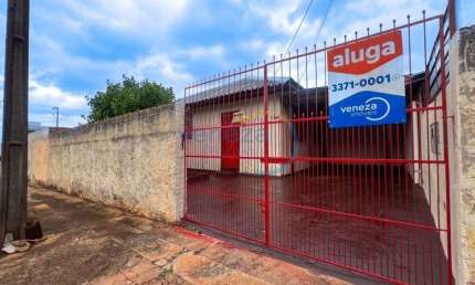 Casa Residencial com 2 quartos  à venda, 75.00 m2 por R$250000.00  - Agari - Londrina/PR