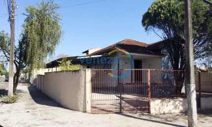 Casa Residencial com 3 quartos  à venda, 130.00 m2 por R$200000.00  - Casoni - Londrina/PR