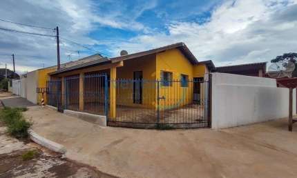 Casa Residencial com 2 quartos  à venda, 134.44 m2 por R$290000.00  - Flores - Londrina/PR