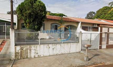 Casa Residencial com 3 quartos  à venda, 190.00 m2 por R$450000.00  - Bandeirantes - Londrina/PR