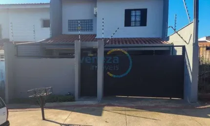 Casa Residencial com 4 quartos  à venda, 272.00 m2 por R$750000.00  - San Fernando - Londrina/PR