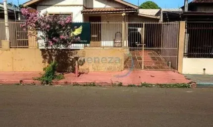 Casa Residencial com 2 quartos  à venda, 146.19 m2 por R$320000.00  - Castelo - Londrina/PR