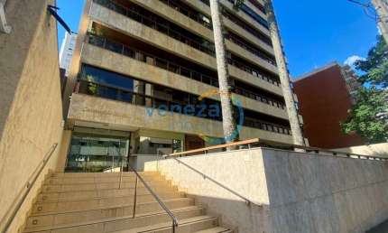 Apartamento com 4 quartos  à venda, 487.49 m2 por R$1600000.00  - Centro - Londrina/PR