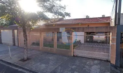 Casa Residencial com 3 quartos  à venda, 209.00 m2 por R$720000.00  - Brasilia - Londrina/PR