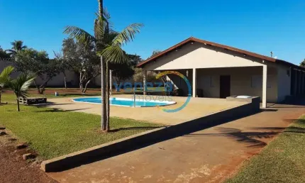 Chácaras_Prop rurais com 2 quartos  à venda, 200.00 m2 por R$1200000.00  - Bratislava - Cambe/PR