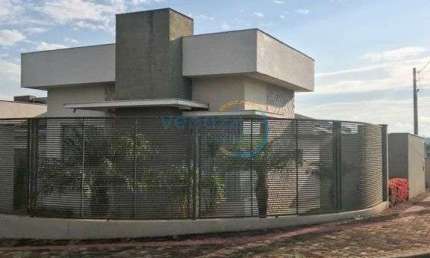 Casa Residencial com 3 quartos  à venda, 160.00 m2 por R$870000.00  - Centro - Cambe/PR