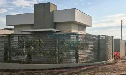 Casa Residencial com 3 quartos  à venda, 160.00 m2 por R$870000.00  - Centro - Cambe/PR