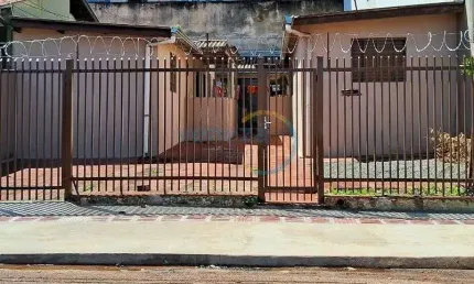 Casa Residencial com 4 quartos  à venda, 186.99 m2 por R$250000.00  - Damasco - Londrina/PR