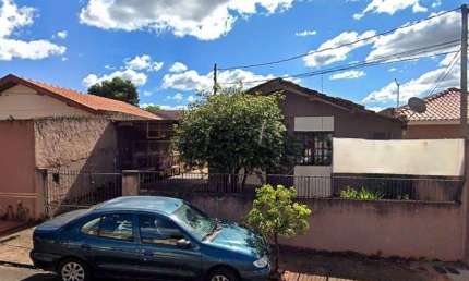 Casa Residencial com 3 quartos  à venda, 275.00 m2 por R$400000.00  - Sao Pedro - Londrina/PR