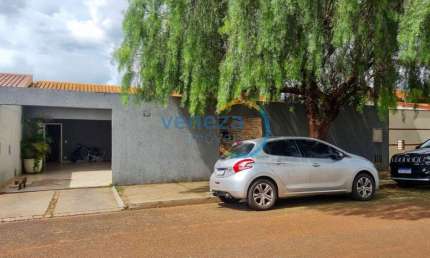 Casa Residencial com 4 quartos  à venda, 180.00 m2 por R$790000.00  - Albatroz - Londrina/PR