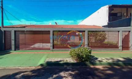 Casa Residencial com 3 quartos  à venda, 180.00 m2 por R$680000.00  - San Fernando - Londrina/PR