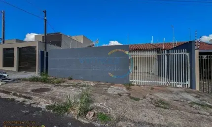 Casa Residencial com 2 quartos  à venda, 130.00 m2 por R$395000.00  - Veneza - Londrina/PR