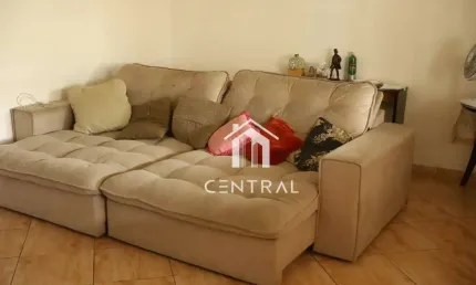 Sobrado 2 dorms, 3 vagas de garagem, sala ampla para 2 ambientes. Vila Maranduba/Guarulhos - SP