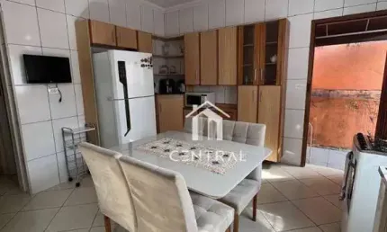 Casa a venda - 80m² - 2 Dormitórios - 2 Vagas - Quintal amplo - Bairro Monte Carmelo Guarulhos/SP