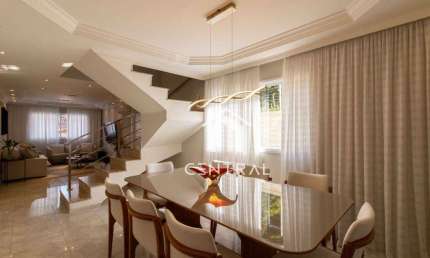 Sobrado a venda - 200m² - 4 Dormitórios - 2 Suítes - 5 Vagas - área gourmet - Picanço Guarulhos/SP