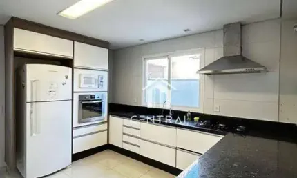 Sobrado com 3 dormitórios, 239 m² - venda por R$ 950.000,00 ou aluguel por R$ 7.223,00/mês - Parque Renato Maia - Guarulhos/SP