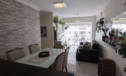 Apartamento à venda 63m², 3 dormitórios sendo 1 suíte, recém reformado, andar alto, no Condomínio Parque do Sol, bairro Ponte Grande - Guarulhos/SP