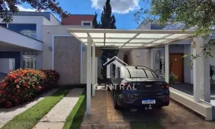 Oportunidade - Casa térrea com móveis planejados em condomínio fechado