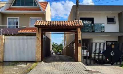Triplex para Venda em Curitiba, Uberaba, 3 dormitórios, 1 suíte, 3 banheiros, 2 vagas