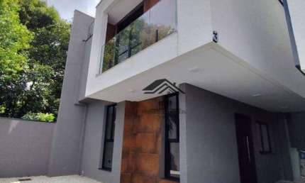 Sobrado com 3 dormitórios à venda, 137 m² por R$ 869.000 - Uberaba - Curitiba/PR