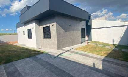 Casa com 3 dormitórios à venda, 92 m² por R$ 665.000 - Residencial Botanica - Itupeva/SP