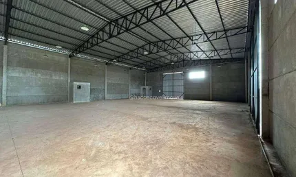 Barracão para alugar, 700 m² por R$ 13.500,00/mês - Parque São Paulo - Cascavel/PR
