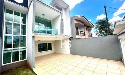 Sobrado com 1 Suíte + 2 dormitórios, piscina e edícula com churrasqueira, 183m² por R$ 1.150.000 - Tropical - Cascavel/PR
