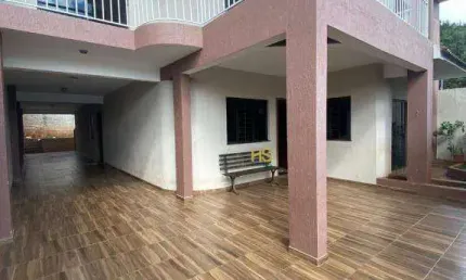 SOBRADO A 20 METROS DA AVENIDA BRASIL, EXCELENTE PARA EMPRESA E ACEITA TROCA POR TERRENO OU IMÓVEL MENOR VALOR