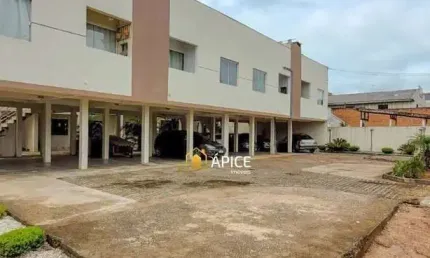 Apartamento no bairro Gralha Azul com 2 quartos e 1 vaga de garagem