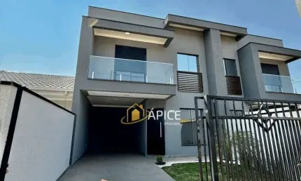 Sobrado novo com 3 quartos, suíte e quintal no bairro Eucaliptos, FRG
