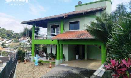 Casa com 3 dormitórios à venda, 200 m² por R$ 880.000,00 - Escola Agrícola - Blumenau/SC