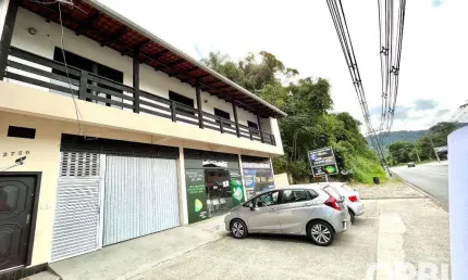 Casa com 5 dormitórios à venda, 448 m² por R$ 1.250.000,00 - Valparaíso - Blumenau/SC